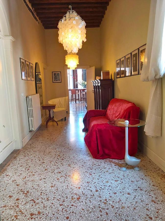 Apartment Gorgeous Venetian With Canal View *