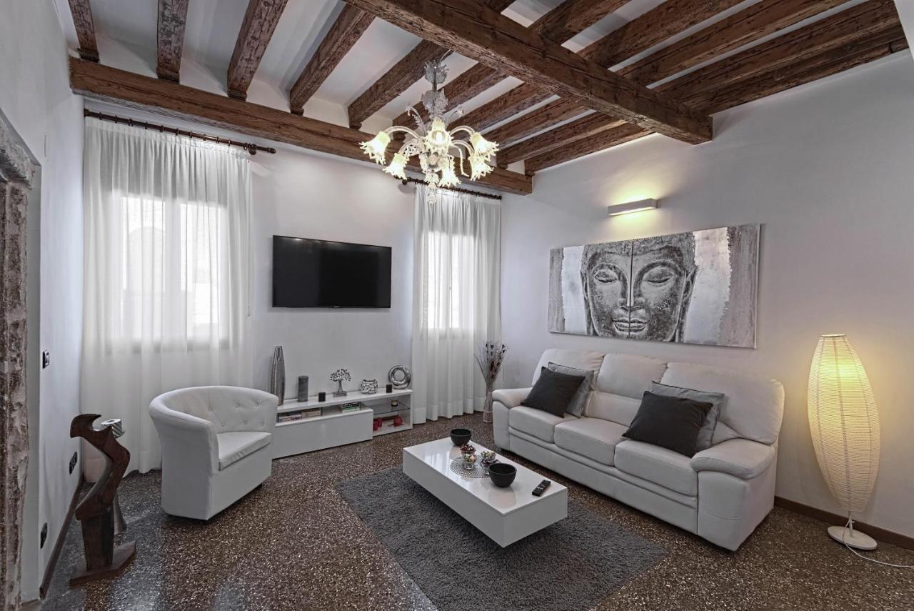 Ca' Alessandro Apartment *
