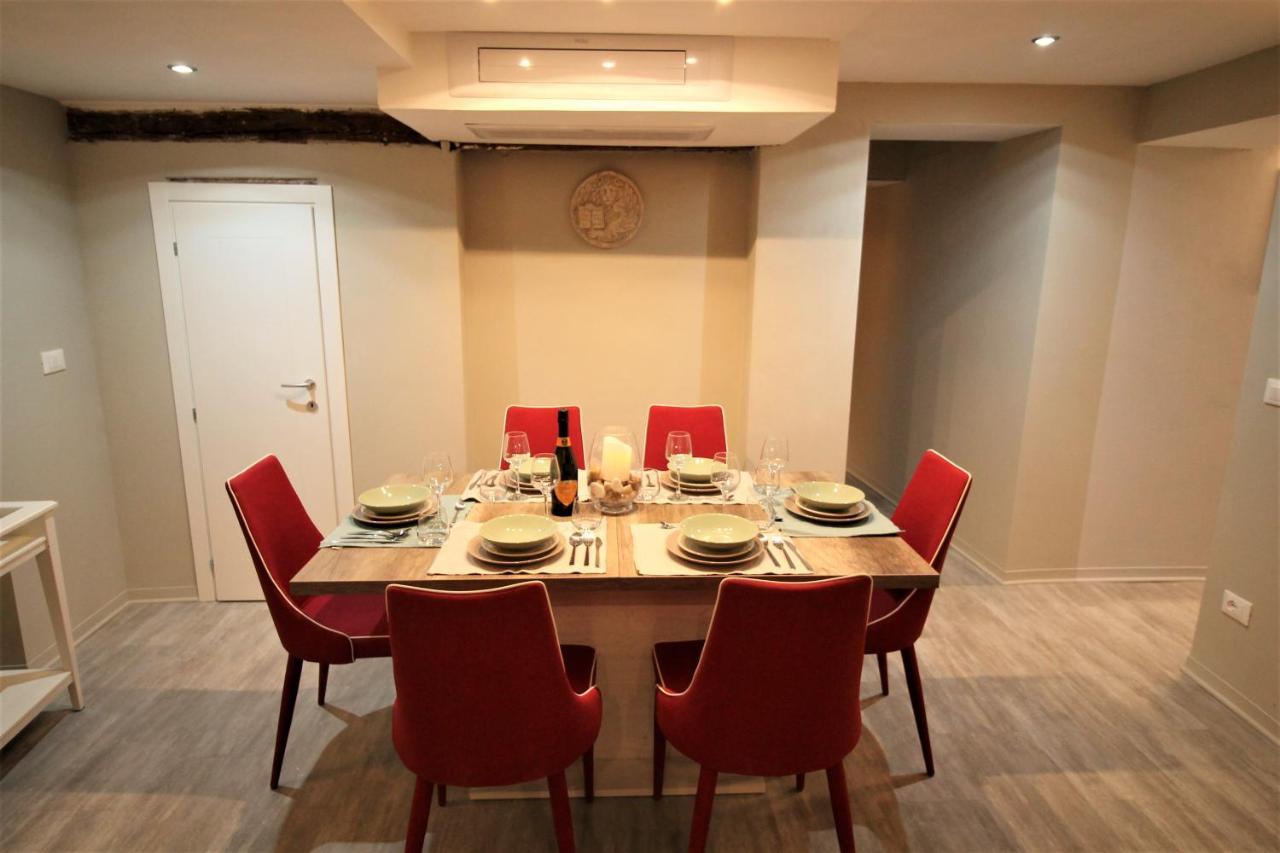 San Marco Fenice 3bdr 2bth Apartment