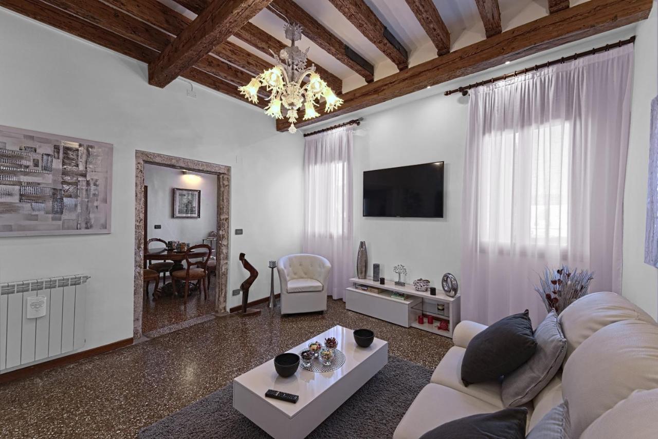 Apartment Ca' Alessandro *