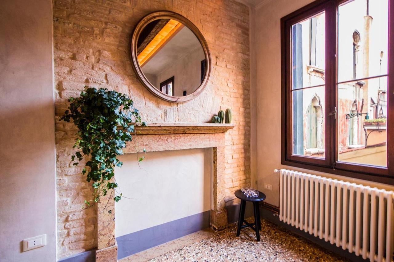 Apartment Ca Fenice Design Venice