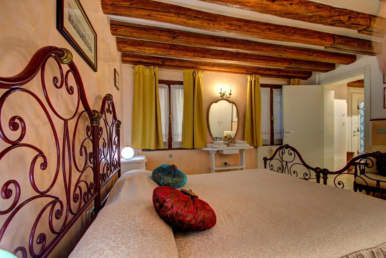 Cruise Harbor Next 4pax, Mob Aircond, Wifi Apartment Venice