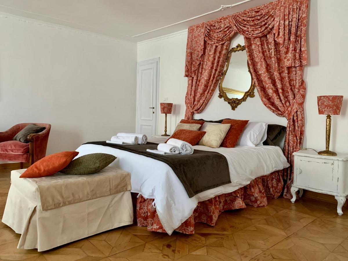Canal Riva De Biasio Guest house 2*