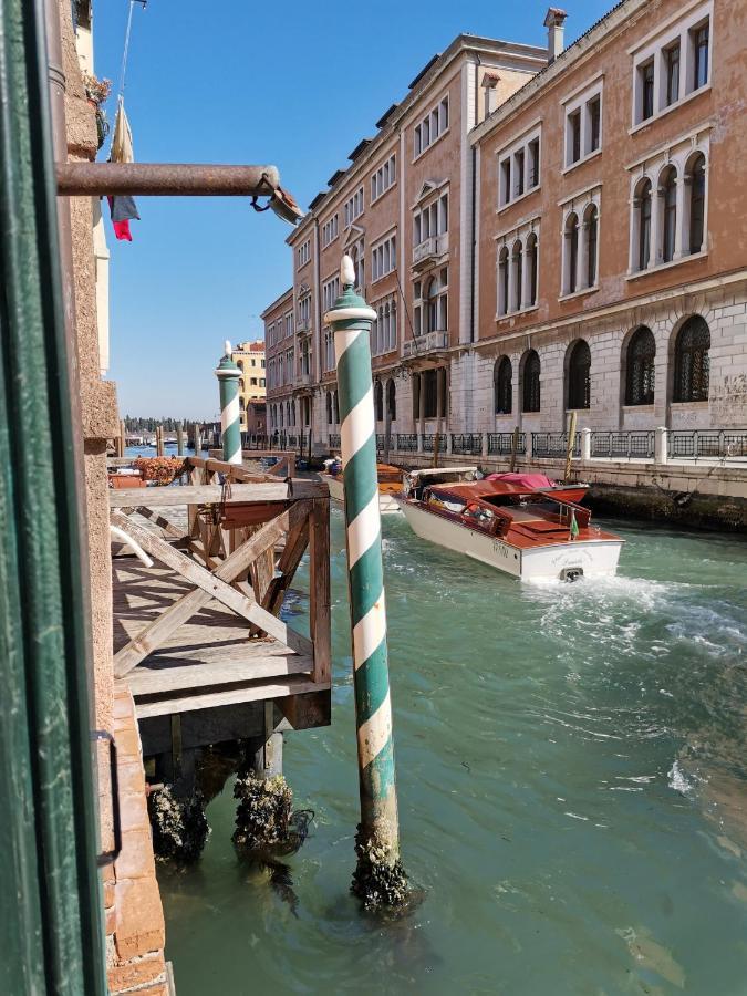 6518 * Venice