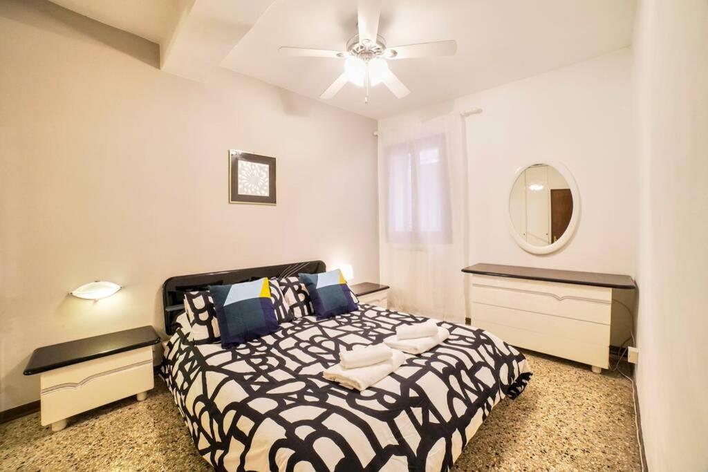 A Rialto, Calle Della Madonna Apartment
