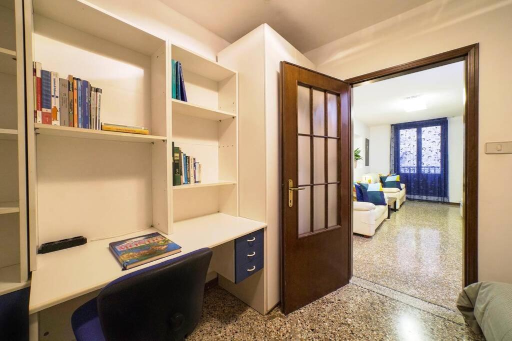 A Rialto, Calle Della Madonna Apartment *