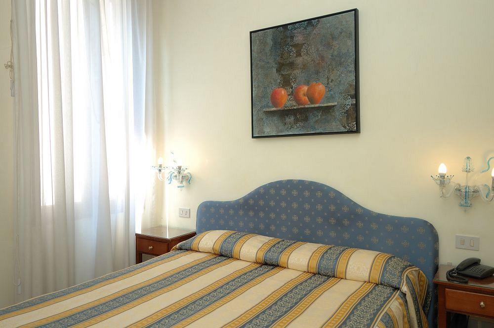 Hesperia Hotel 3*