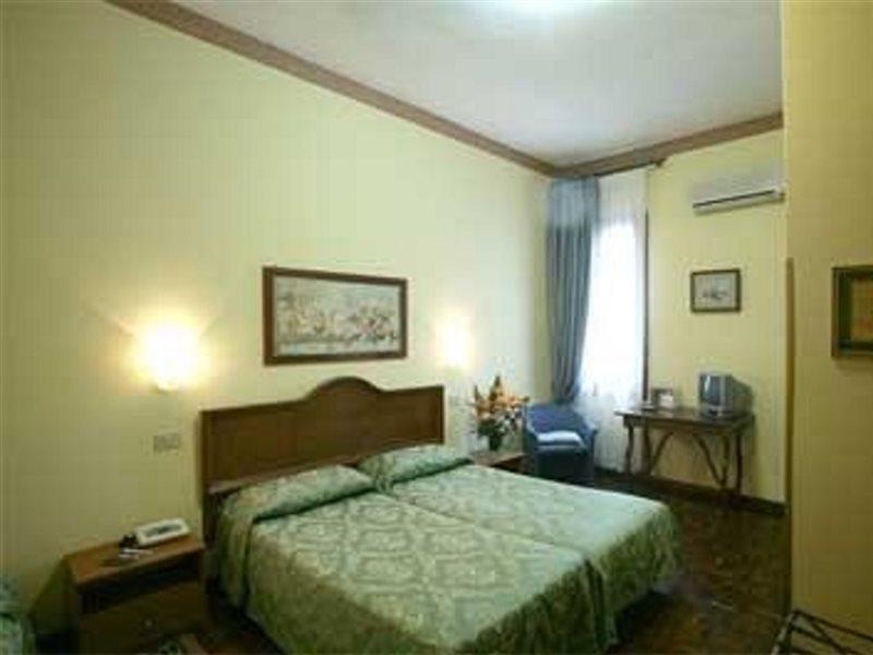 Hotel Florida