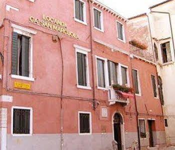 Ca' San Marcuola 1 2* Venice