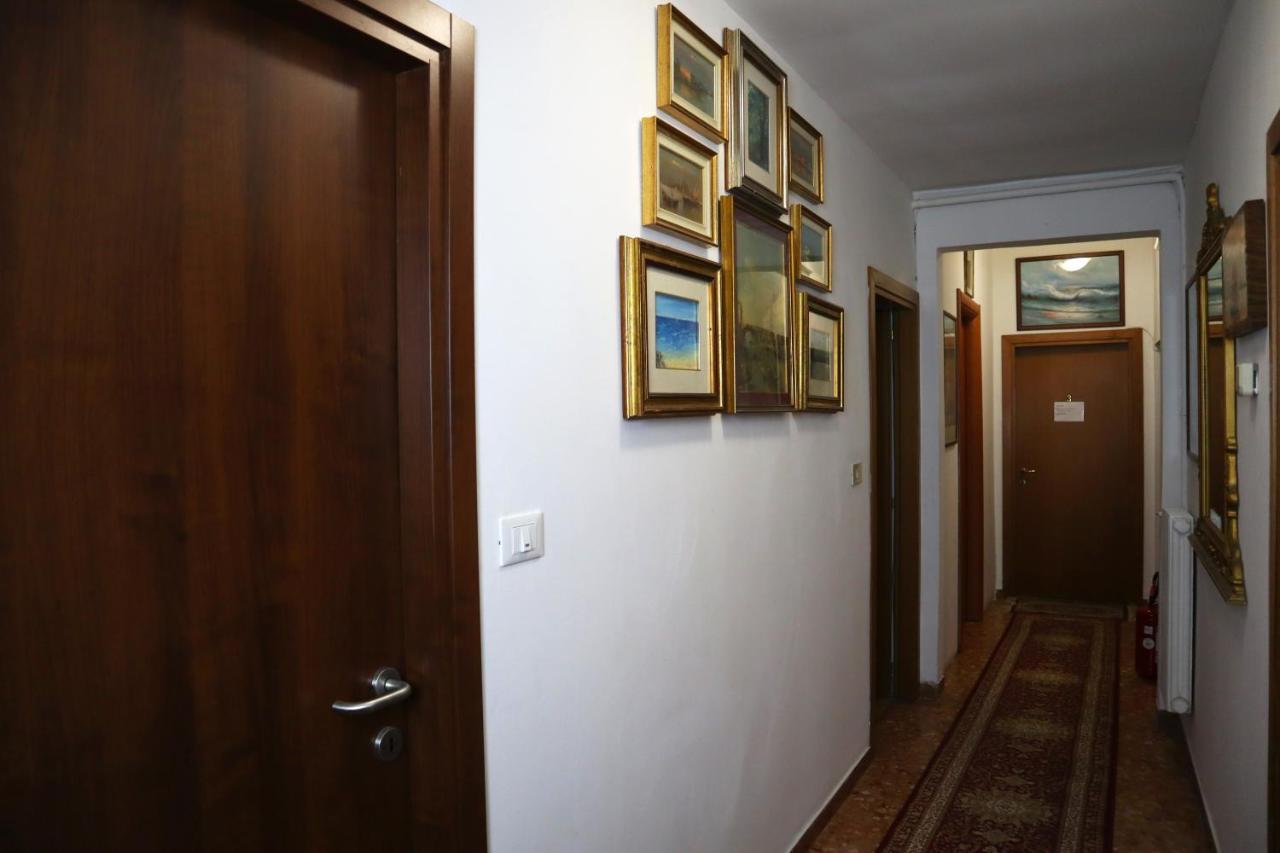Rainbow Guest house Venice