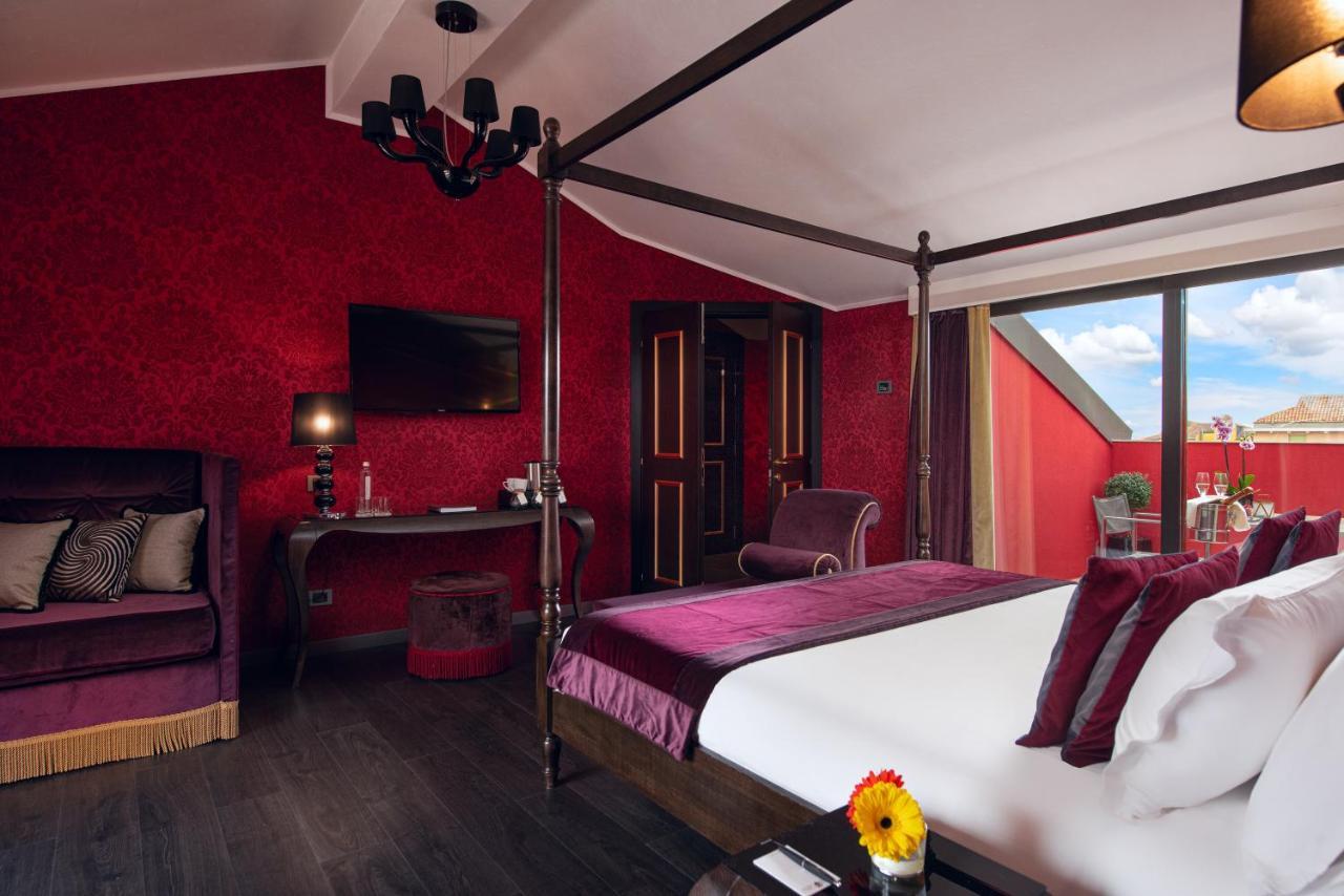 Carnival Palace - Collection Hotel