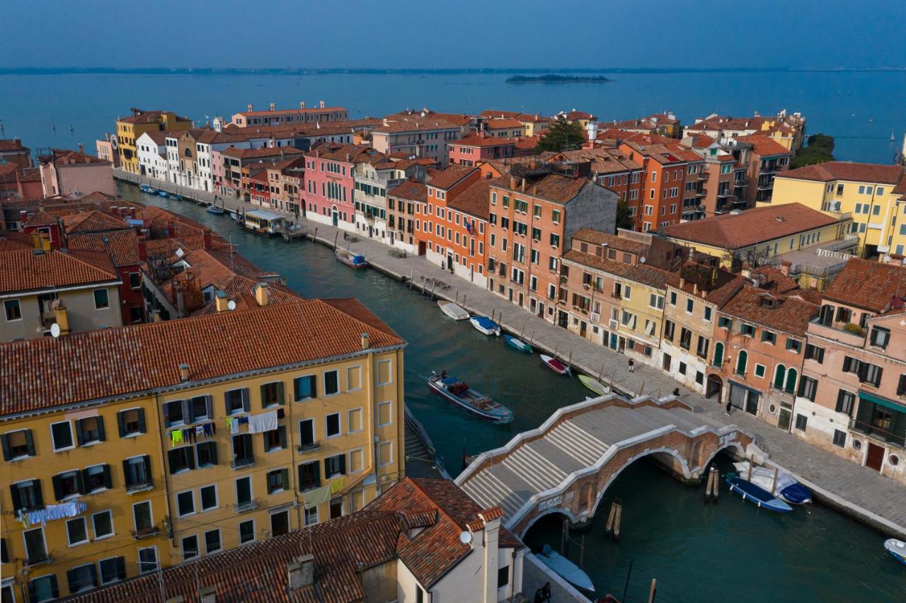 Carnival Palace - Collection Venice