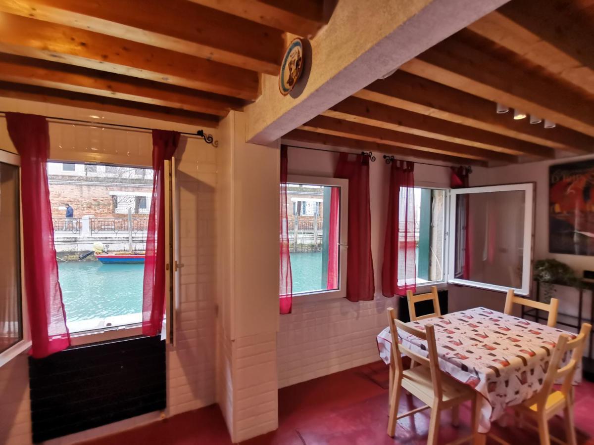 6518 Apartment