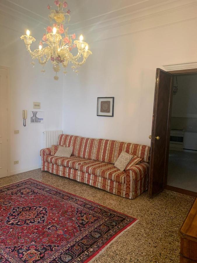 San Polo Corner Porzione Piano Nobile Apartamento