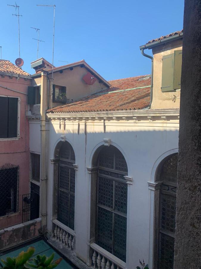 San Polo Corner Porzione Piano Nobile Apartamento