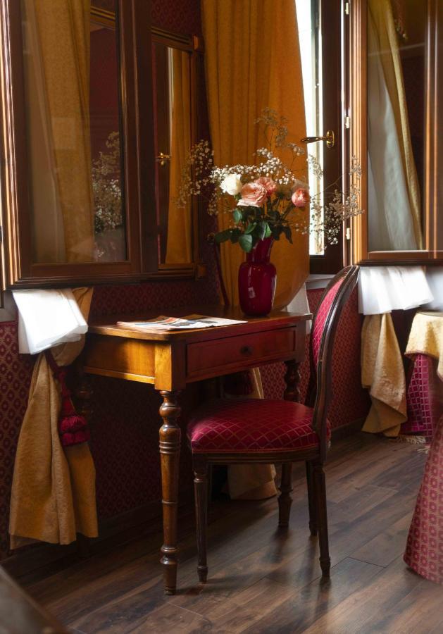 Ca' Morosini 1 & 2 Guest house