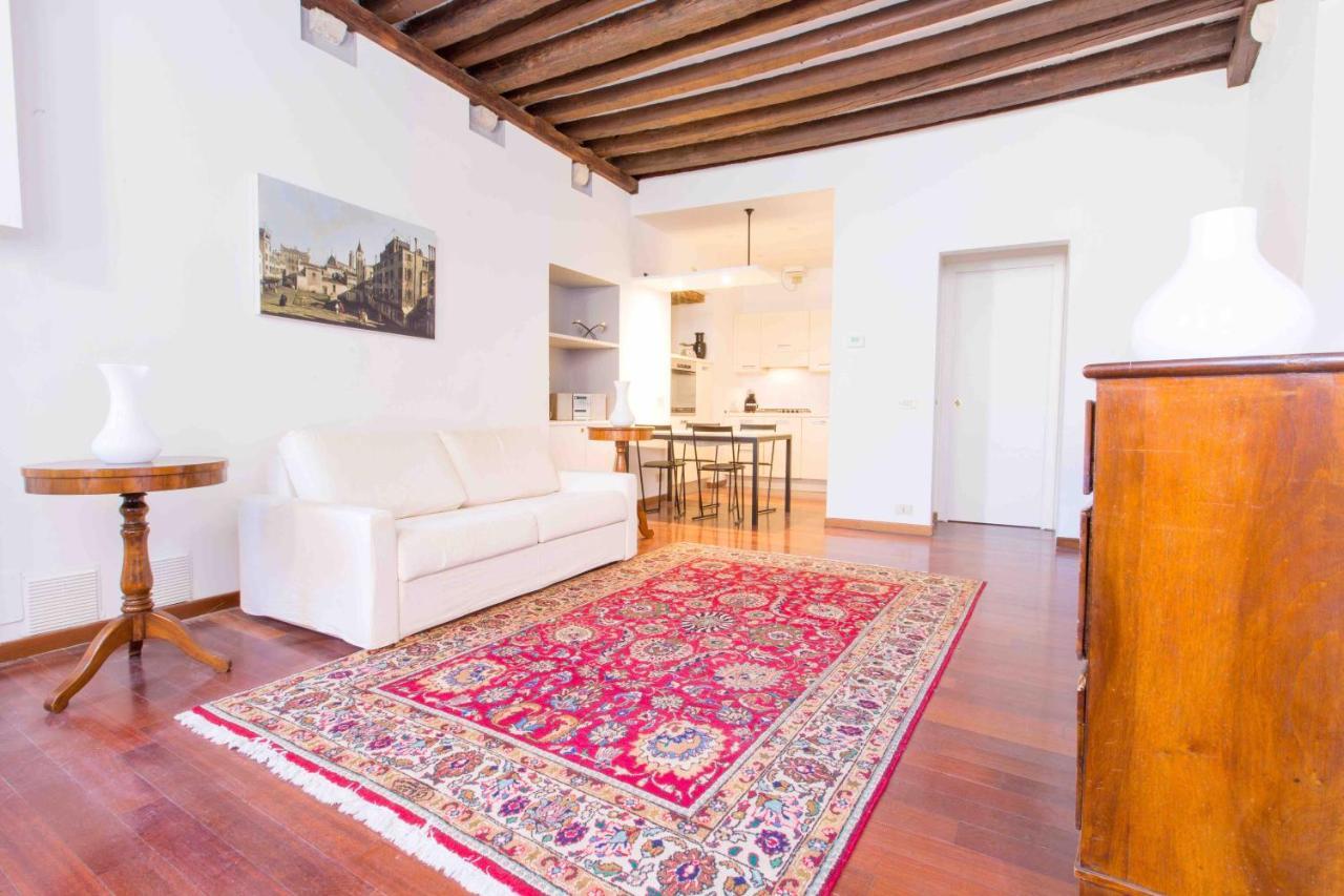 The Arch Historic Apartment