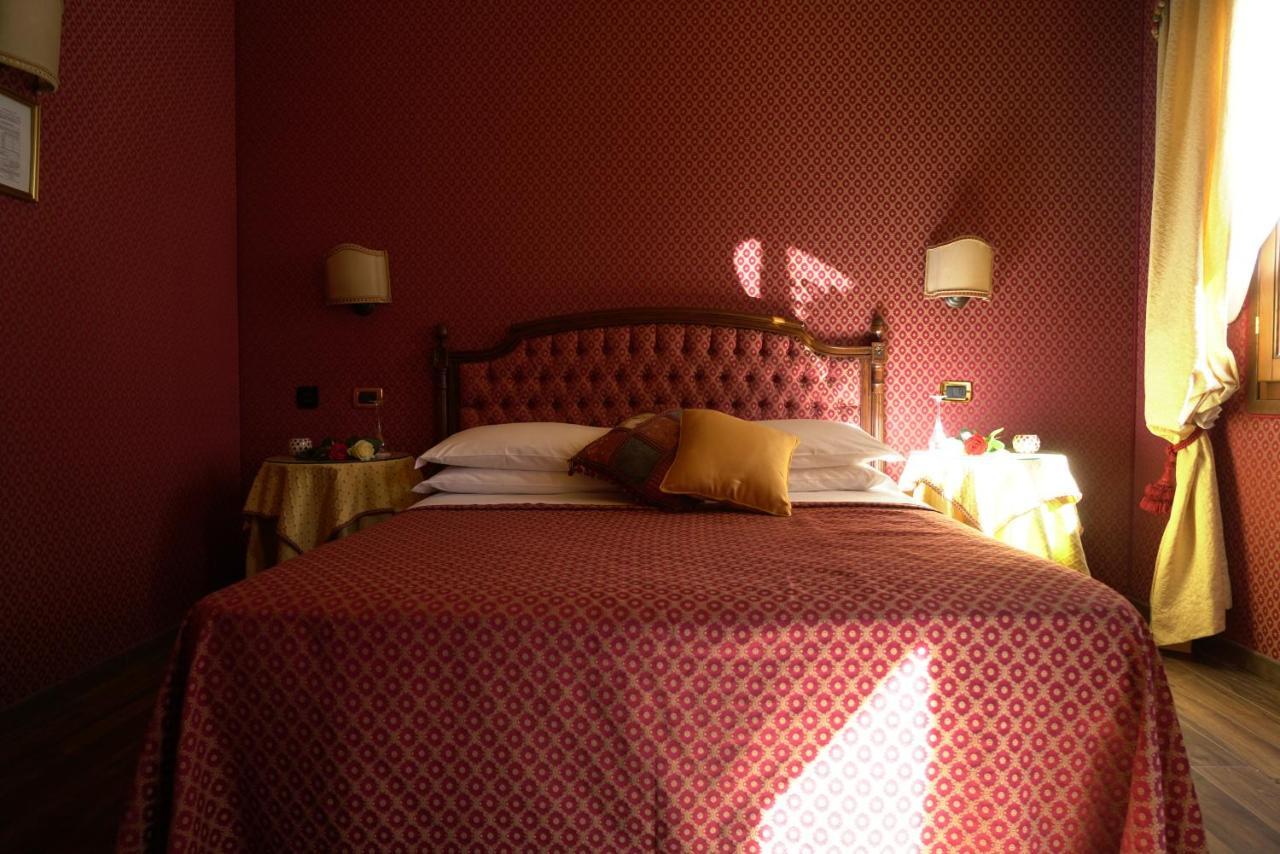 Guest house Ca' Morosini 1 & 2 2*