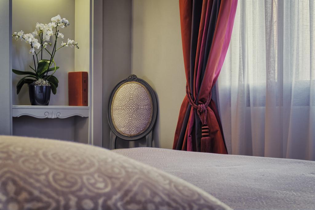 Fiorita Hotel *