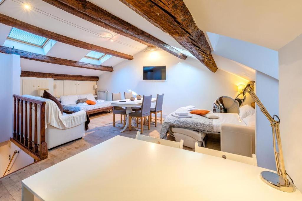 Cozy Attico Dei Furlani Up 4 Persons, Wifi And A/c * Venice