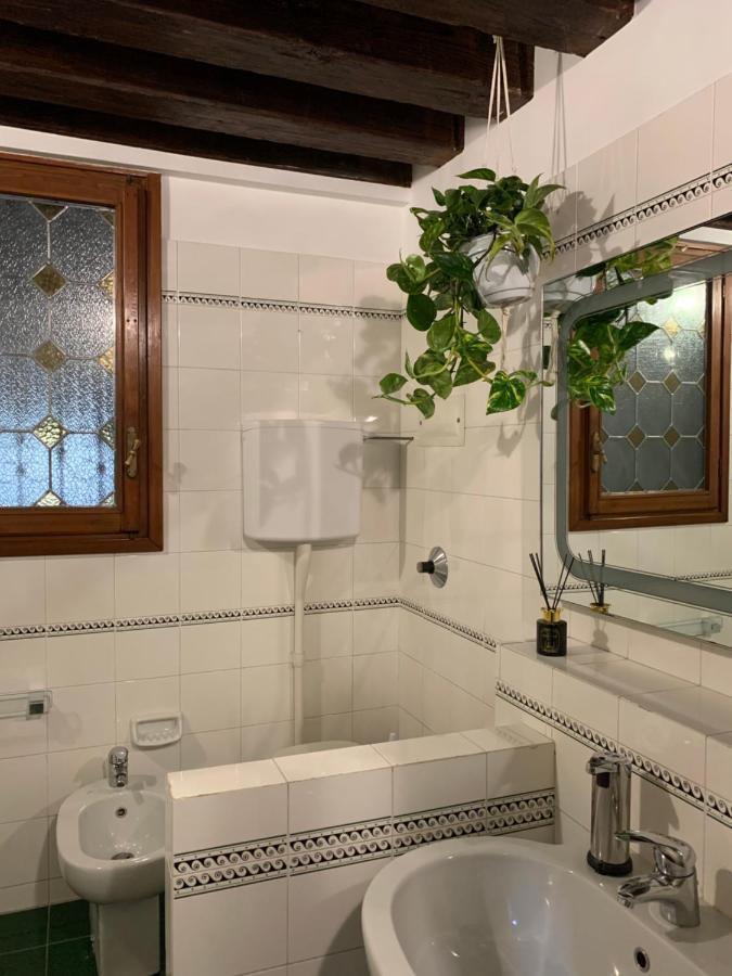 Canal Riva De Biasio Guest house