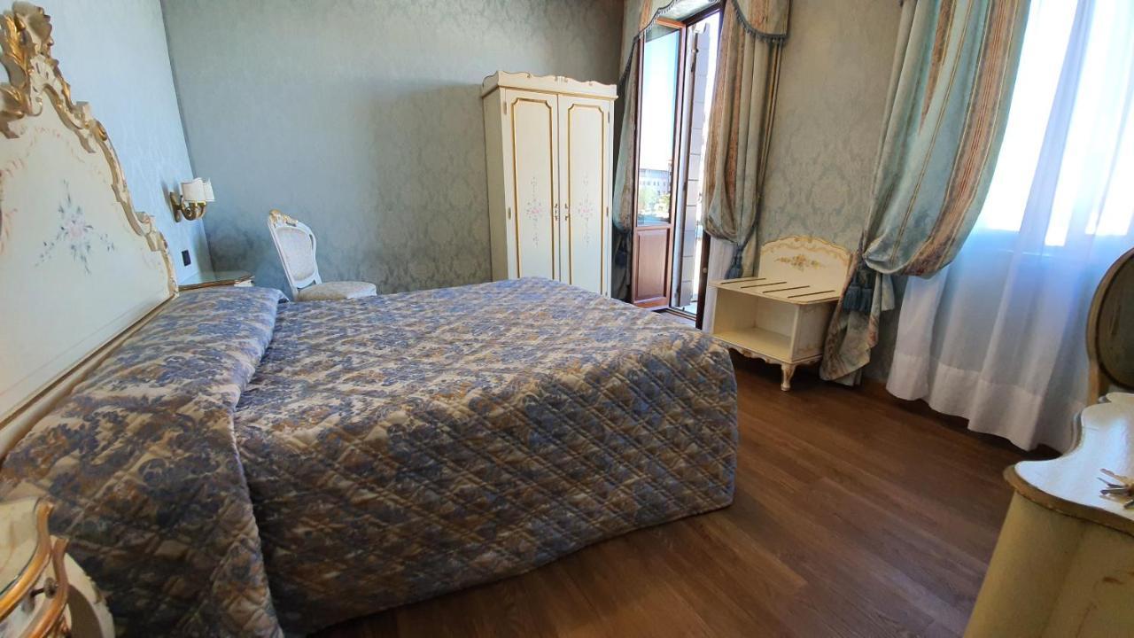 Carlton On The Grand Canal Hotel Venice