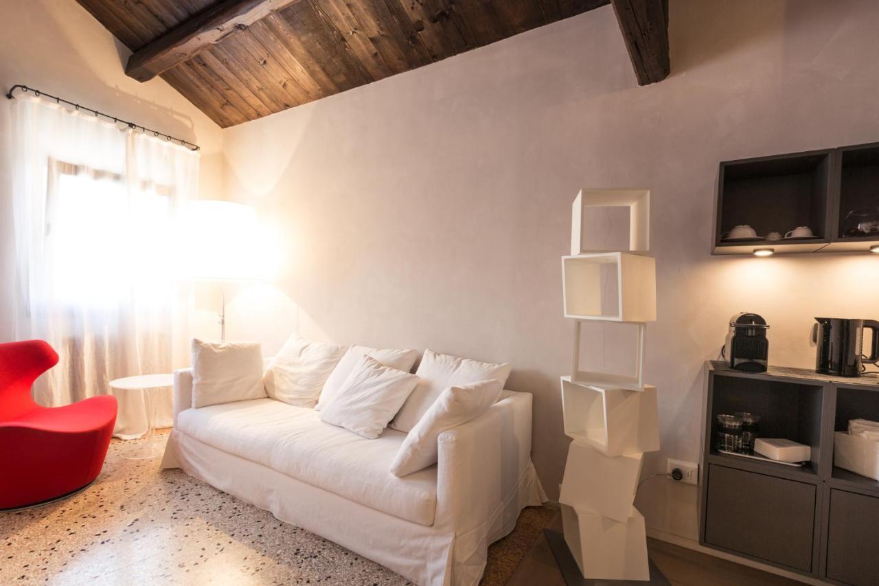 Amazing Modern Design Home, Campo Dei Mori. Wifi Venice