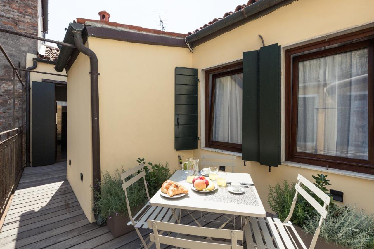 Apartment Amazing Modern Design Home, Campo Dei Mori. Wifi Venice