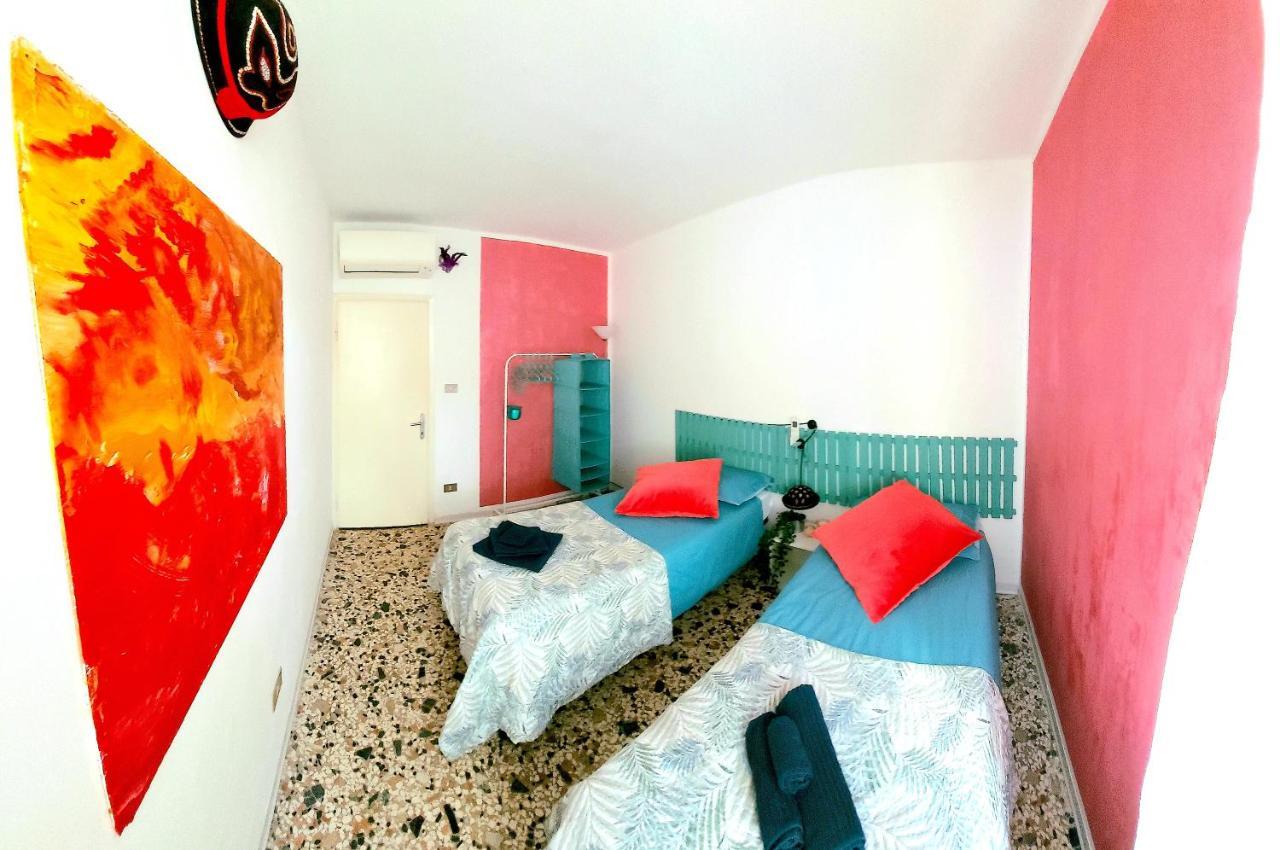 The Hatter's Apartamento