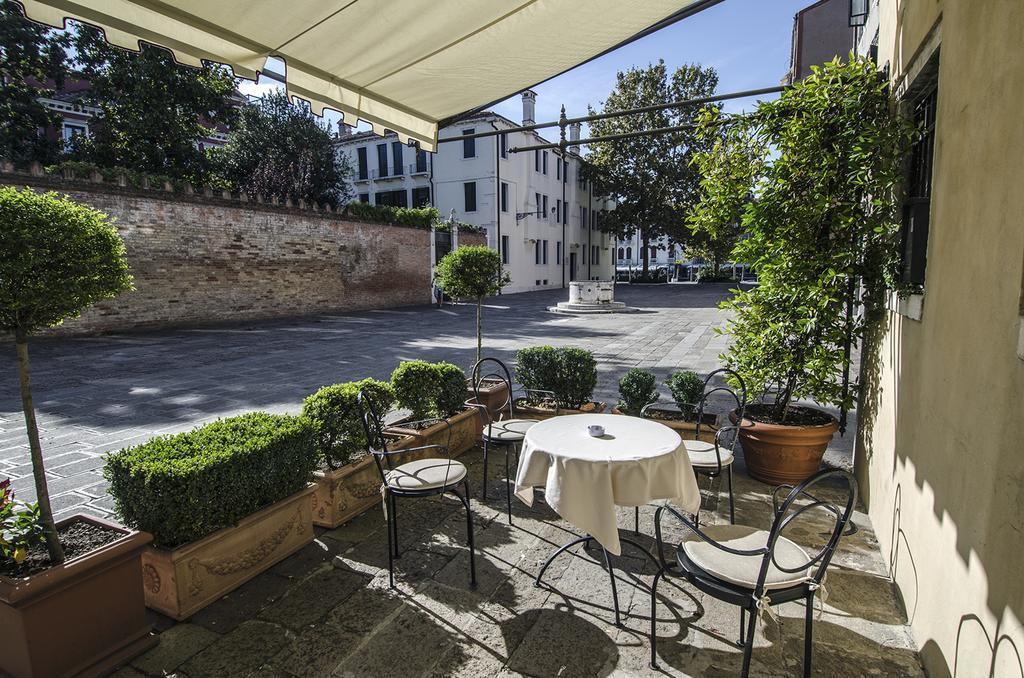 Ai Due Fanali Adults Only 3*