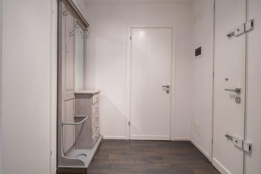 Canal View - San Marco Apartment *