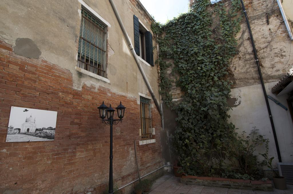 Al Portico Venice
