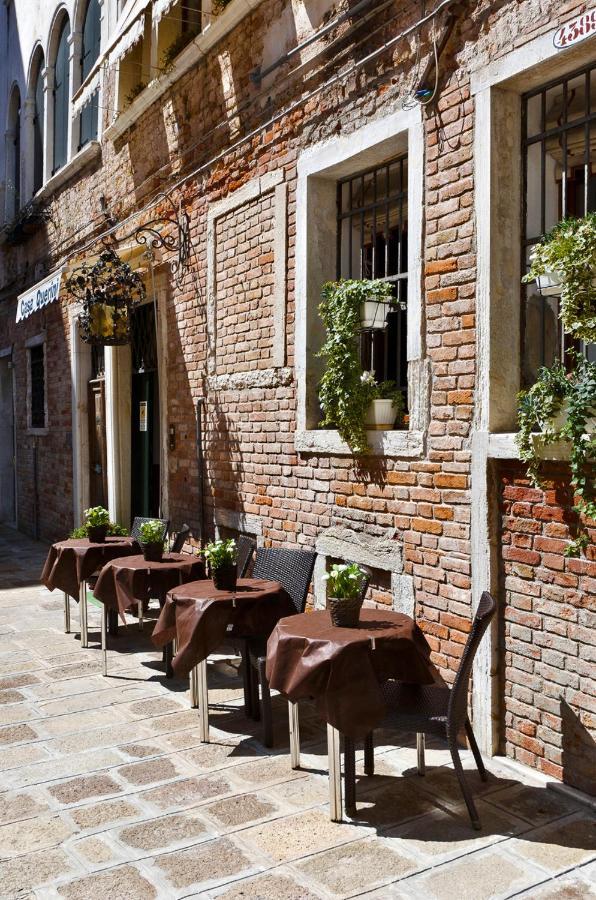 Acomodação com café da manhã  Casa Querini Veneza