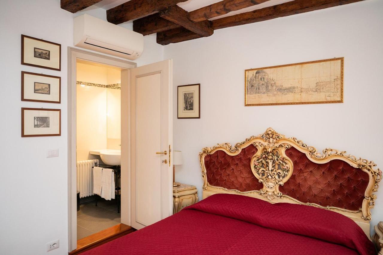 Hidden Gem In * Venice
