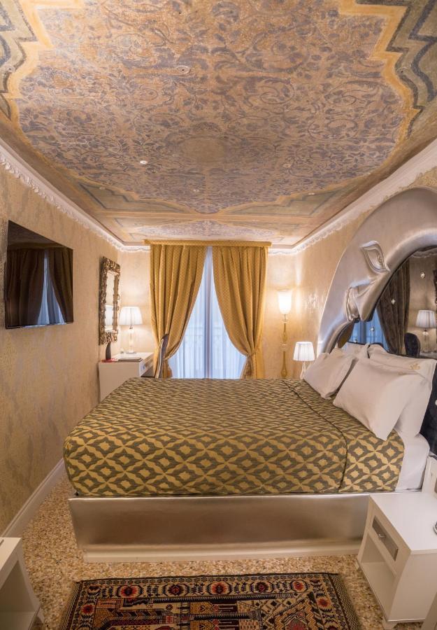 Ego' Boutique - The Silk Road 4*