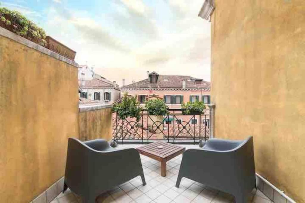 Apartamento Ca' Pesaro Rooftop Terrace Apartment. Veneza