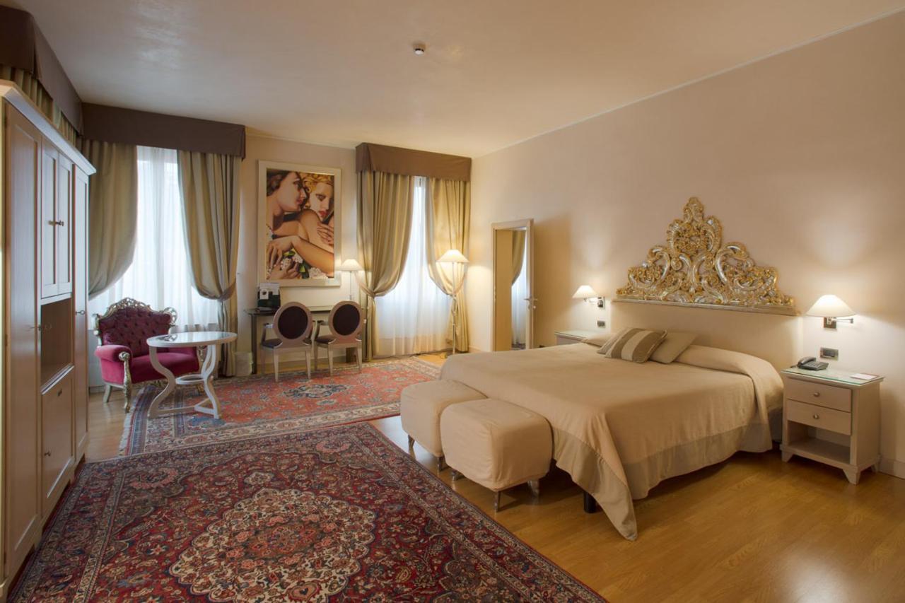Liassidi Palace Hotel