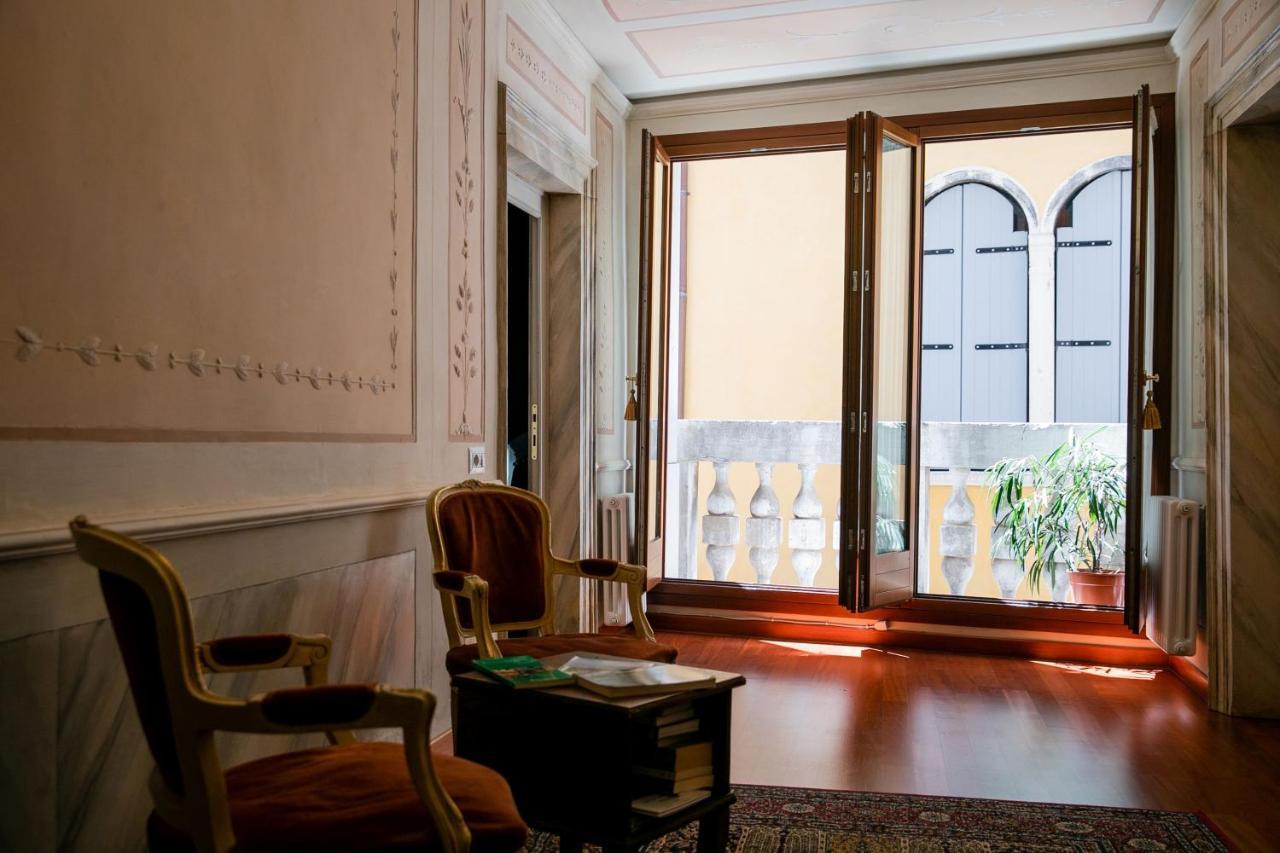 Guest house Hidden Gem In *