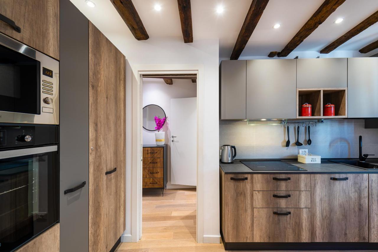 Gdhouse 806 * Venice
