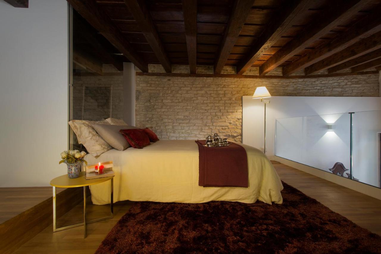 Italiahaus - Ca' Olivo Loft With Canal View In Rialto Apartment Venice