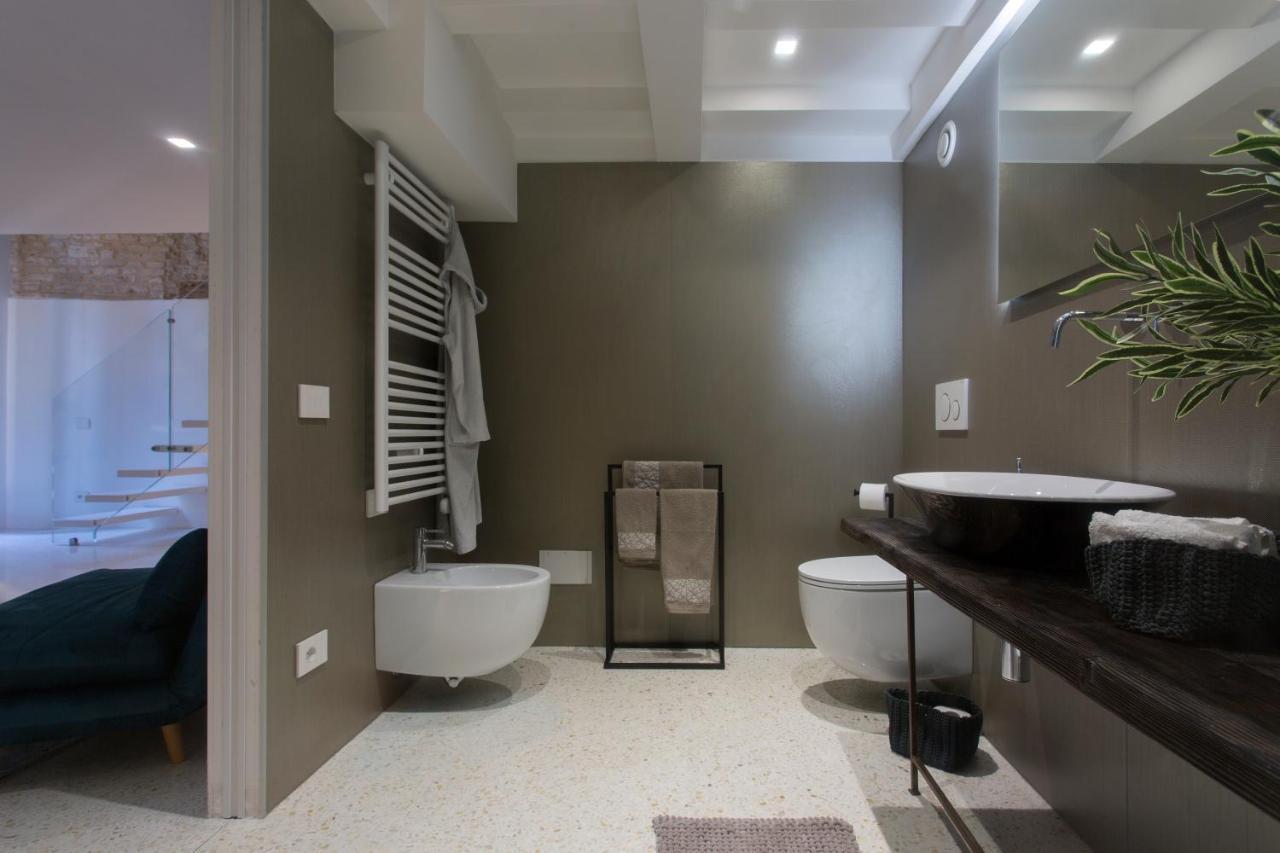 Apartment Italiahaus - Ca' Olivo Loft With Canal View In Rialto Venice