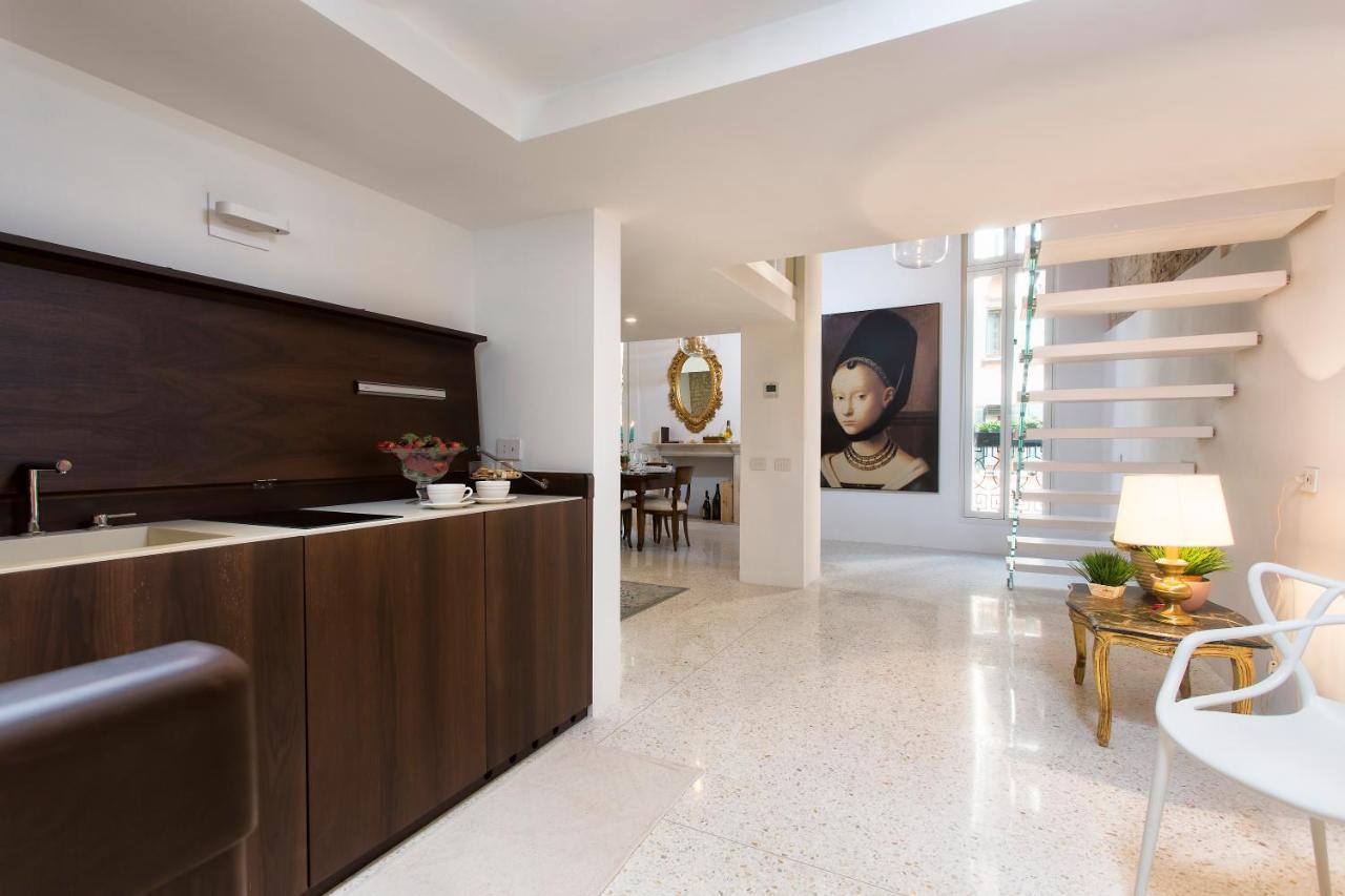 Apartment Italiahaus - Ca' Olivo Loft With Canal View In Rialto *