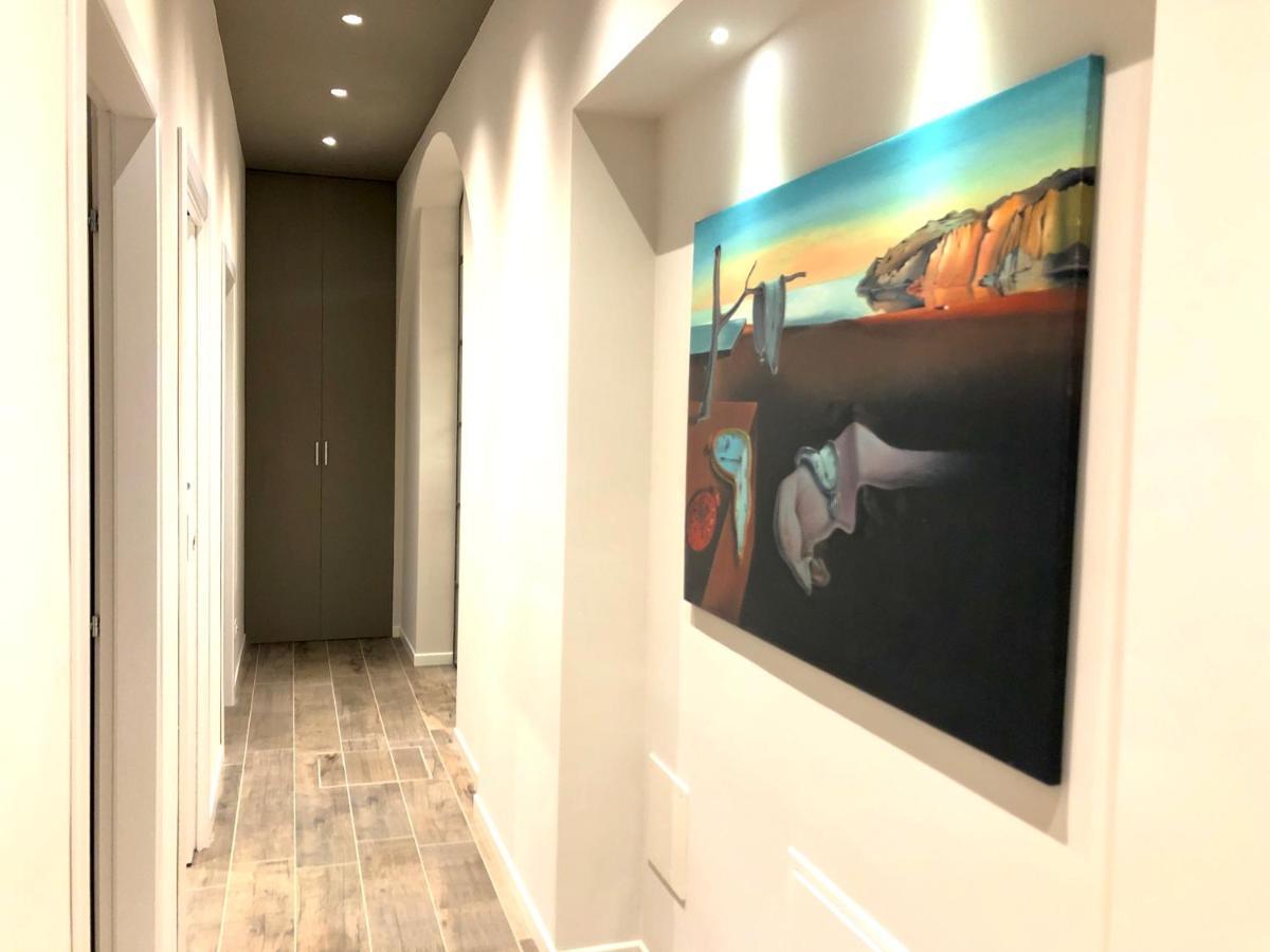 Magno Luxury Canal View Apartment