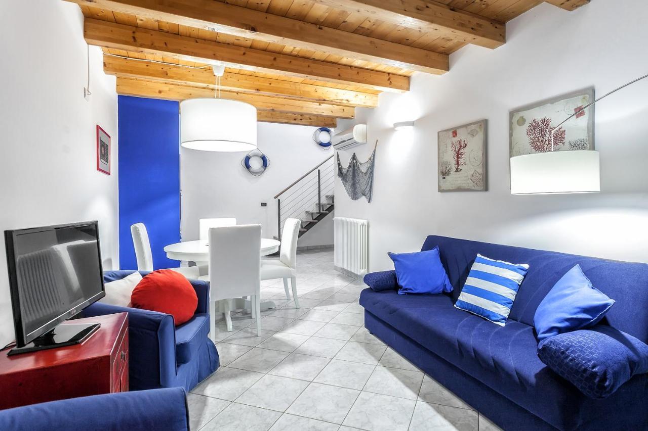 Stella Marina 1 *