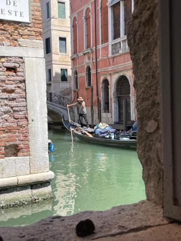 San Marco With Canal View Appartamento