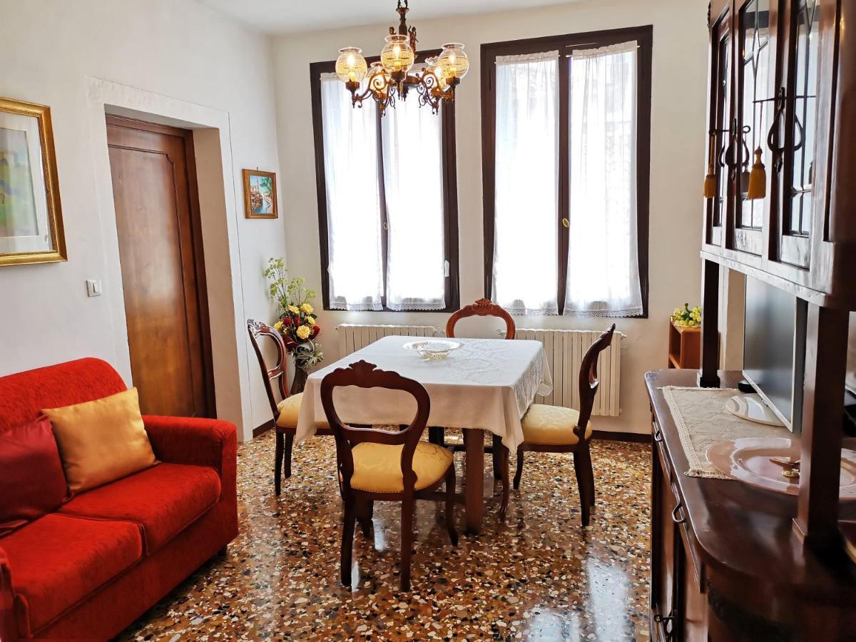 Ca' Letizia Authentic Classic In In Typical Venetian Style Apartment Venice