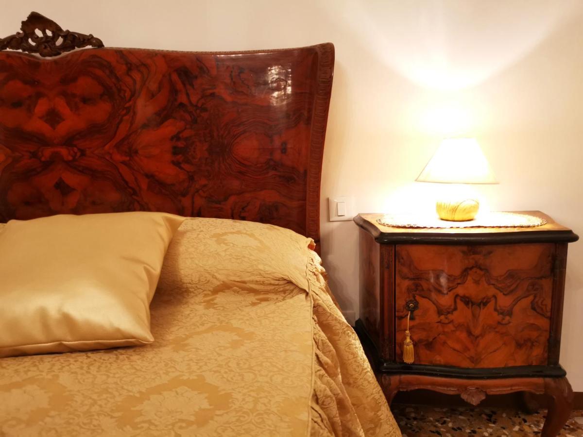 Apartment Ca' Letizia Authentic Classic In In Typical Venetian Style Venice