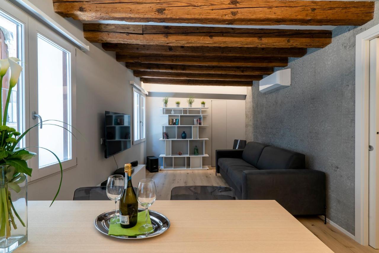 San Stae Glamour Apartment