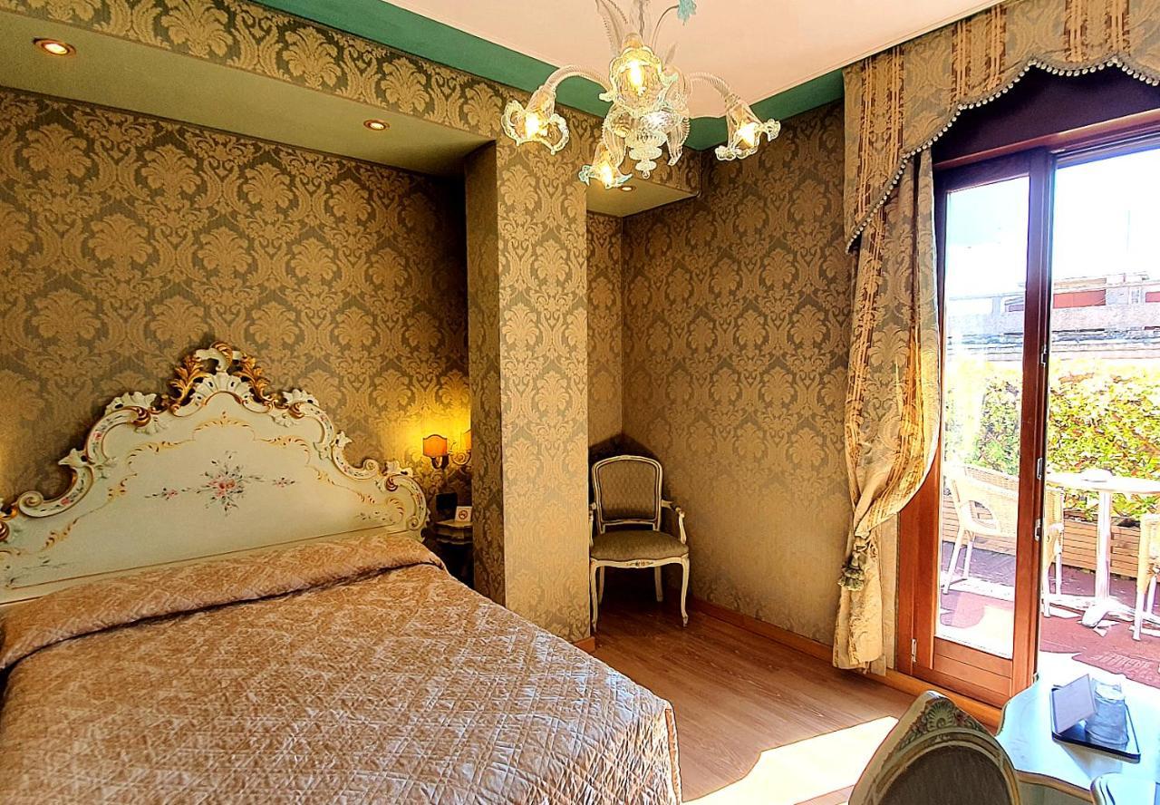 Carlton On The Grand Canal Hotel Venice