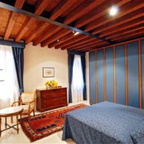 Sarai Apartment *